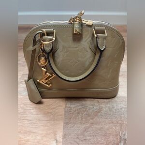 AUTH Louis Vuitton Alma BB Vernis Keychain Included!